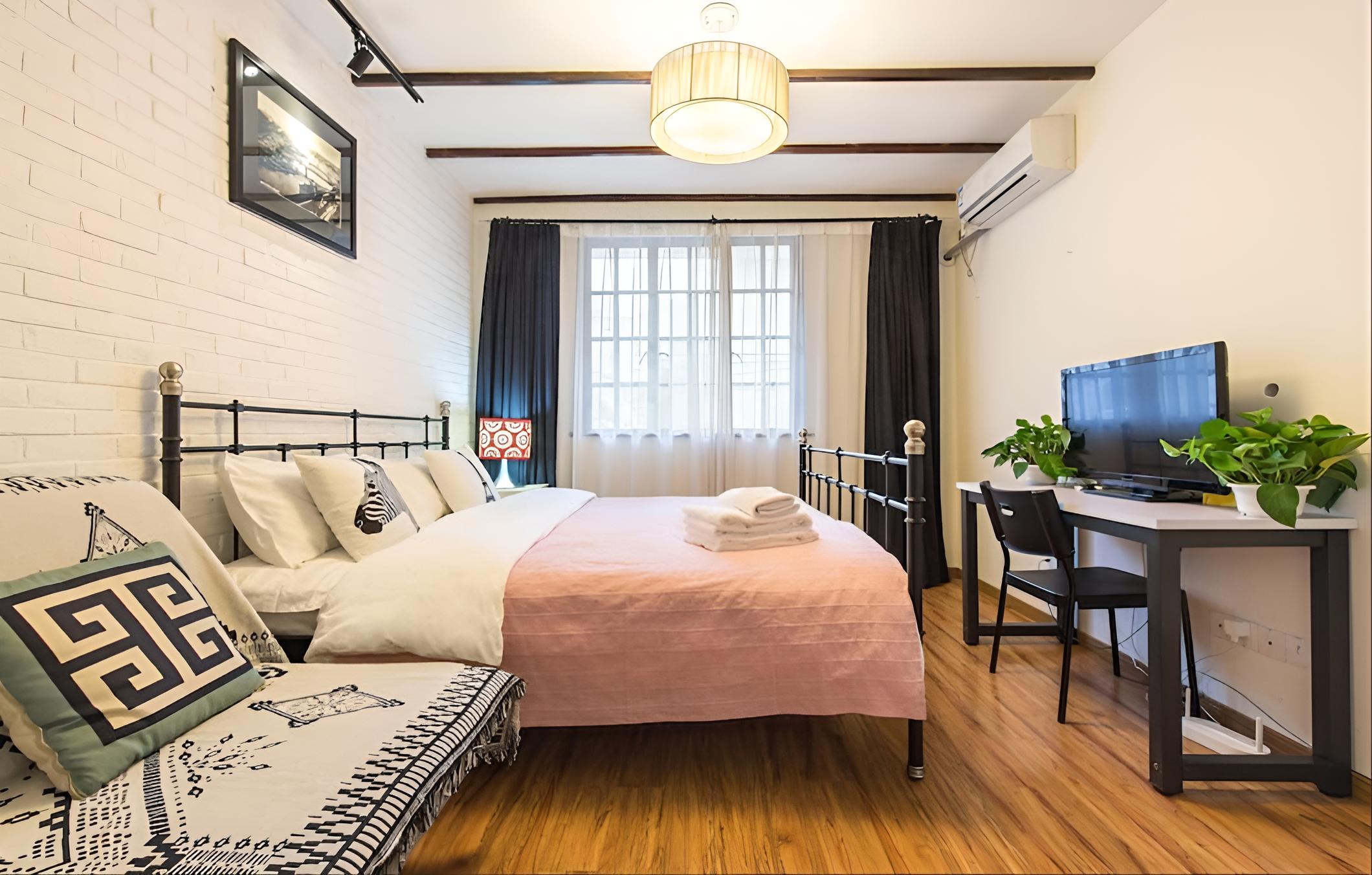 Shanghai Yanshe Huashan Road Branch