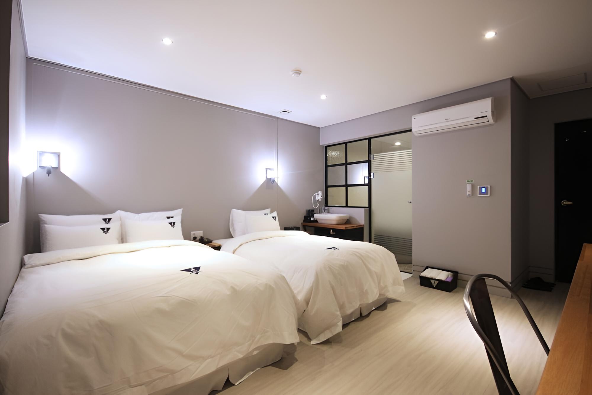 Busan Umgung Hotel Roda view 2