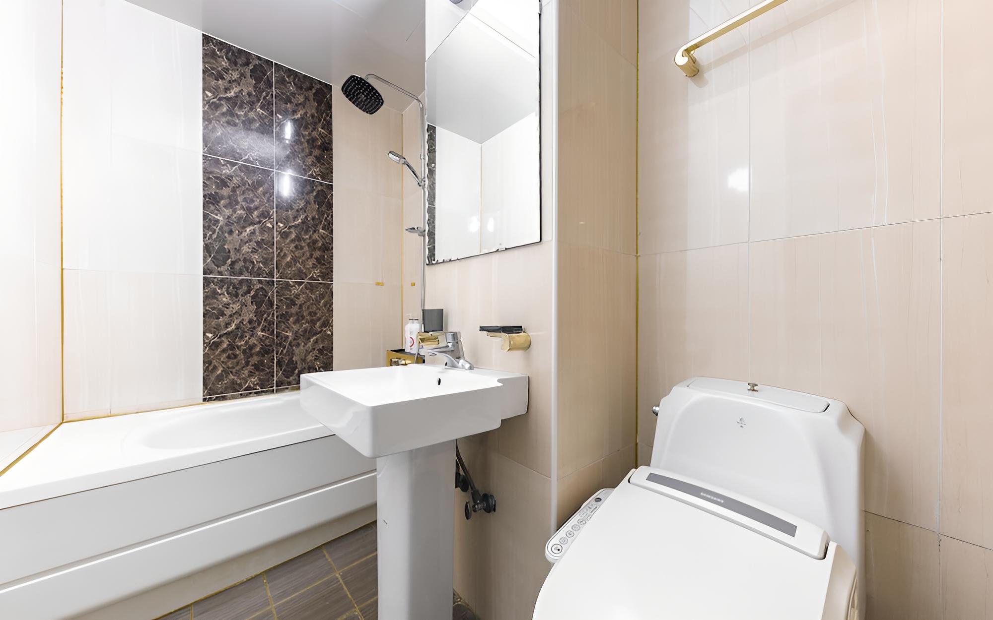 Gunsan THE Bridge Hotel