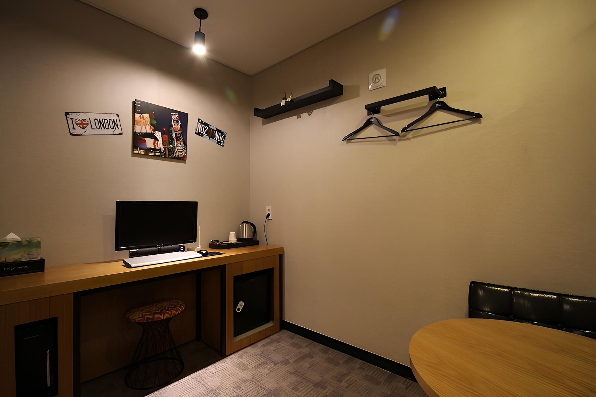 Photo 42