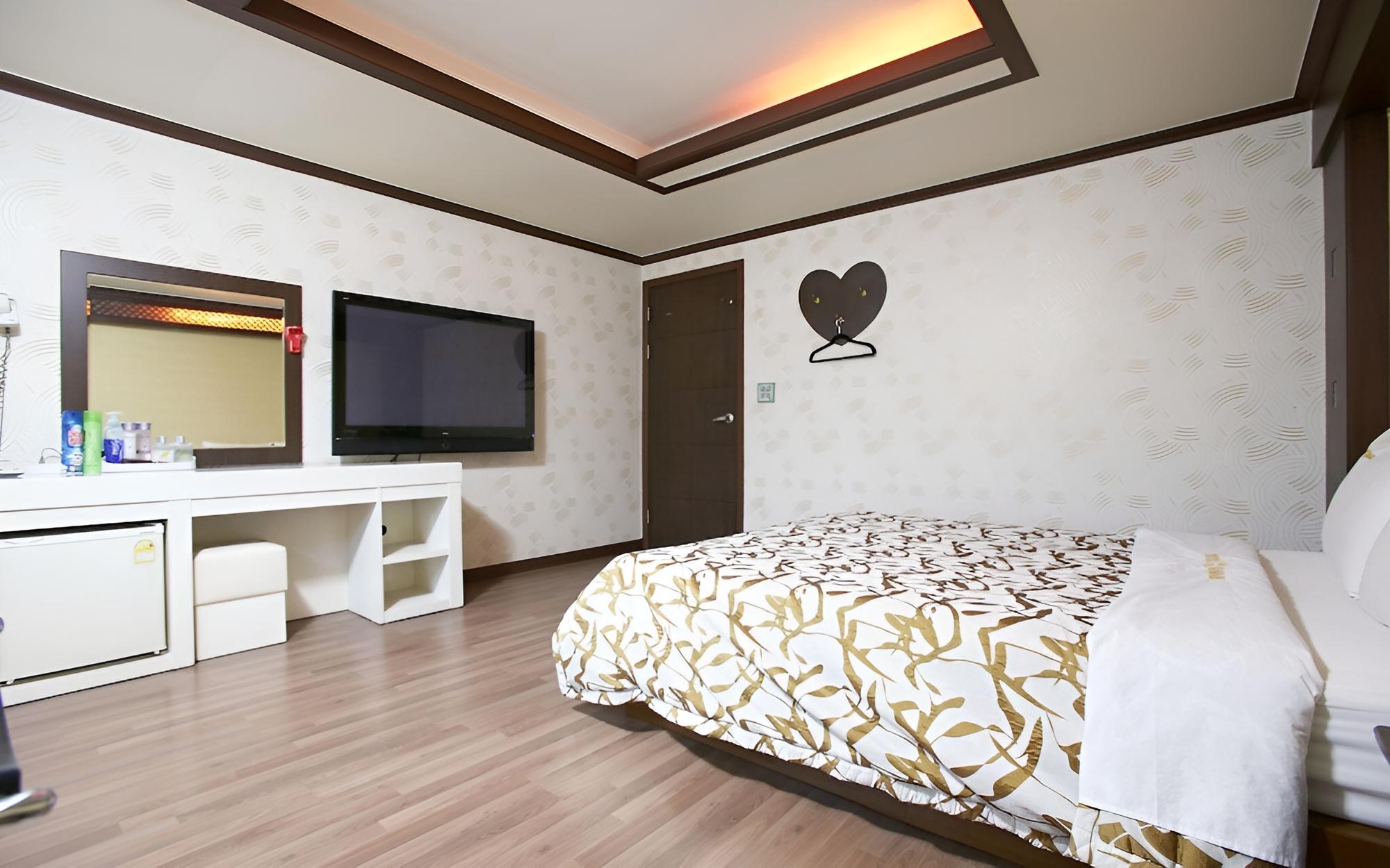 Yangju Ramada
