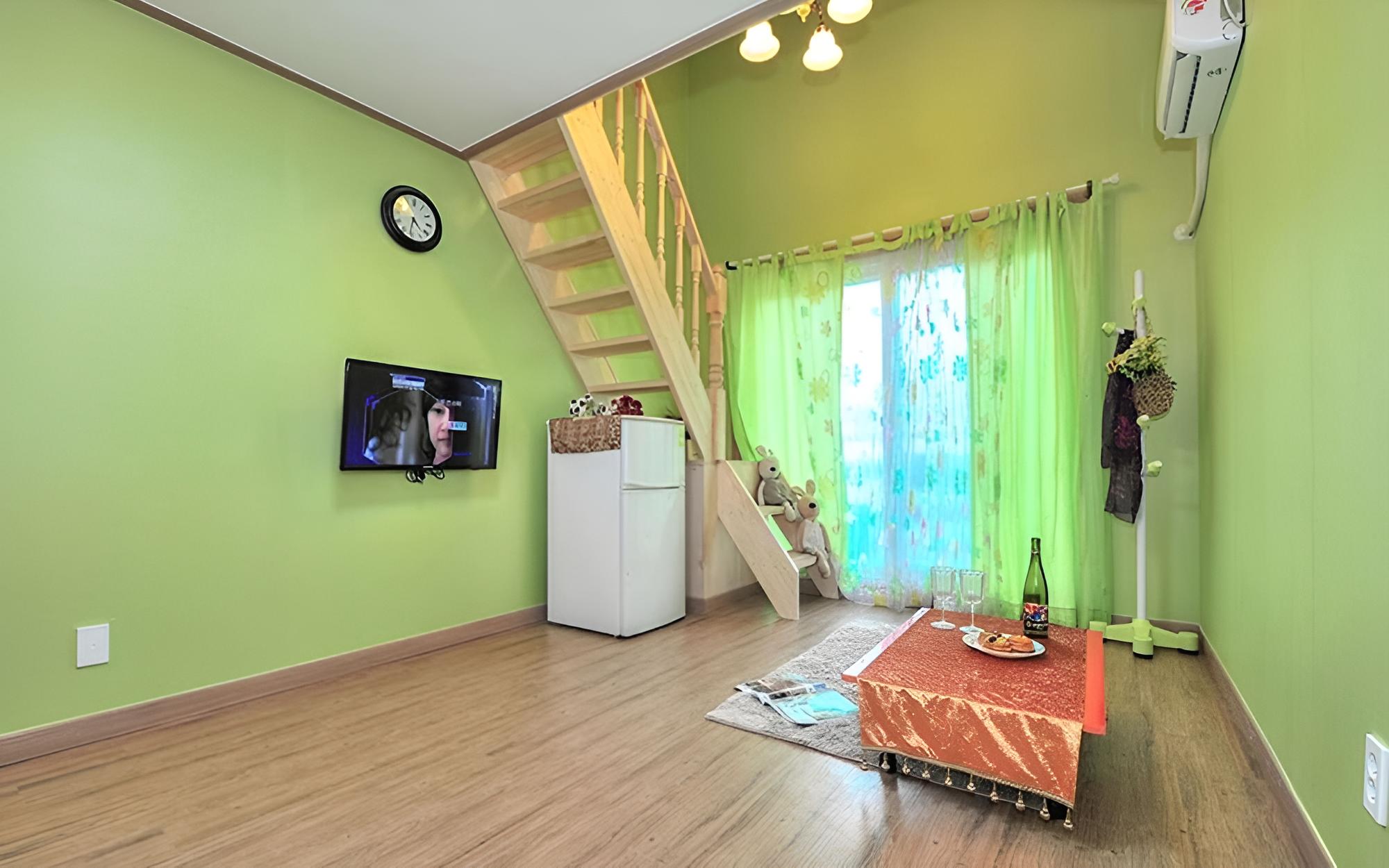 Boryeong Chair Pension