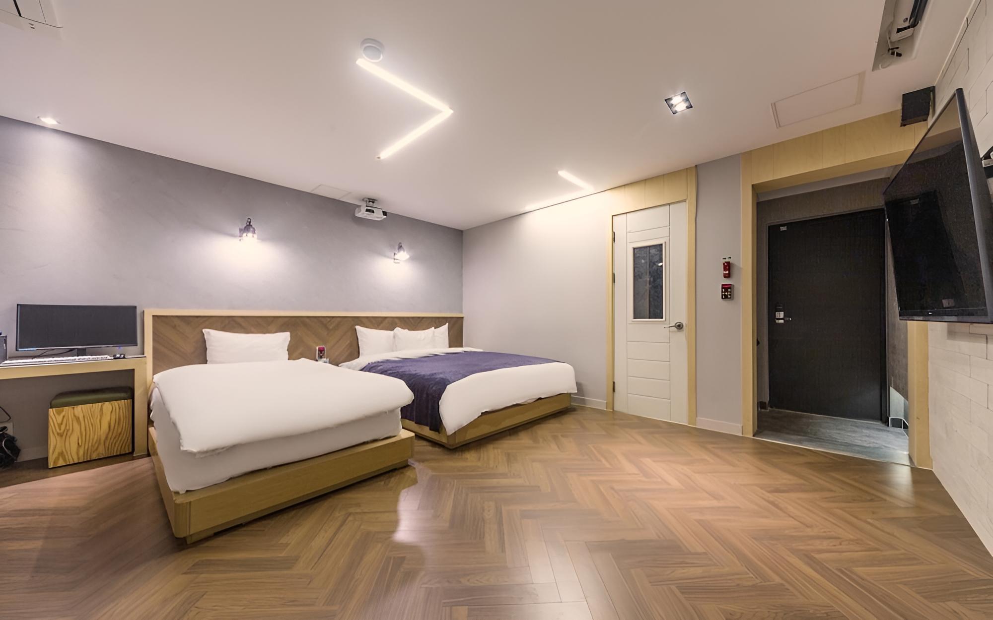 Daegu Sincheon Play & Stay Hotel