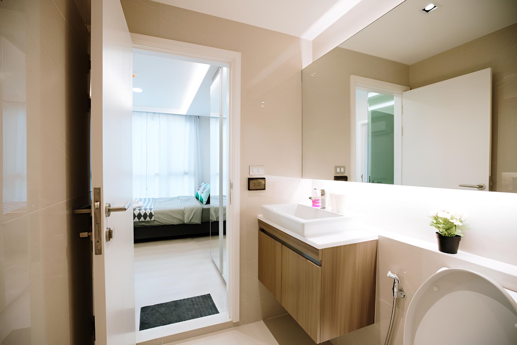 Near BTS Thonglor, Cozy and Comfortable Condo bkvtara4