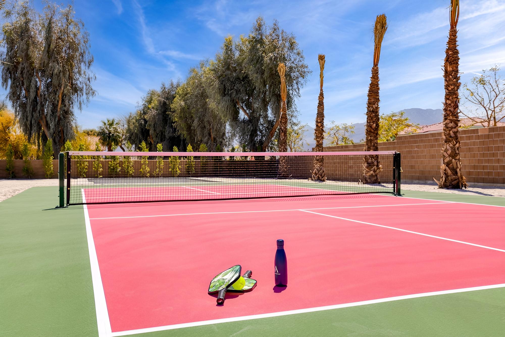 Nahana by Avantstay Pool, Pickleball, and Chic Design