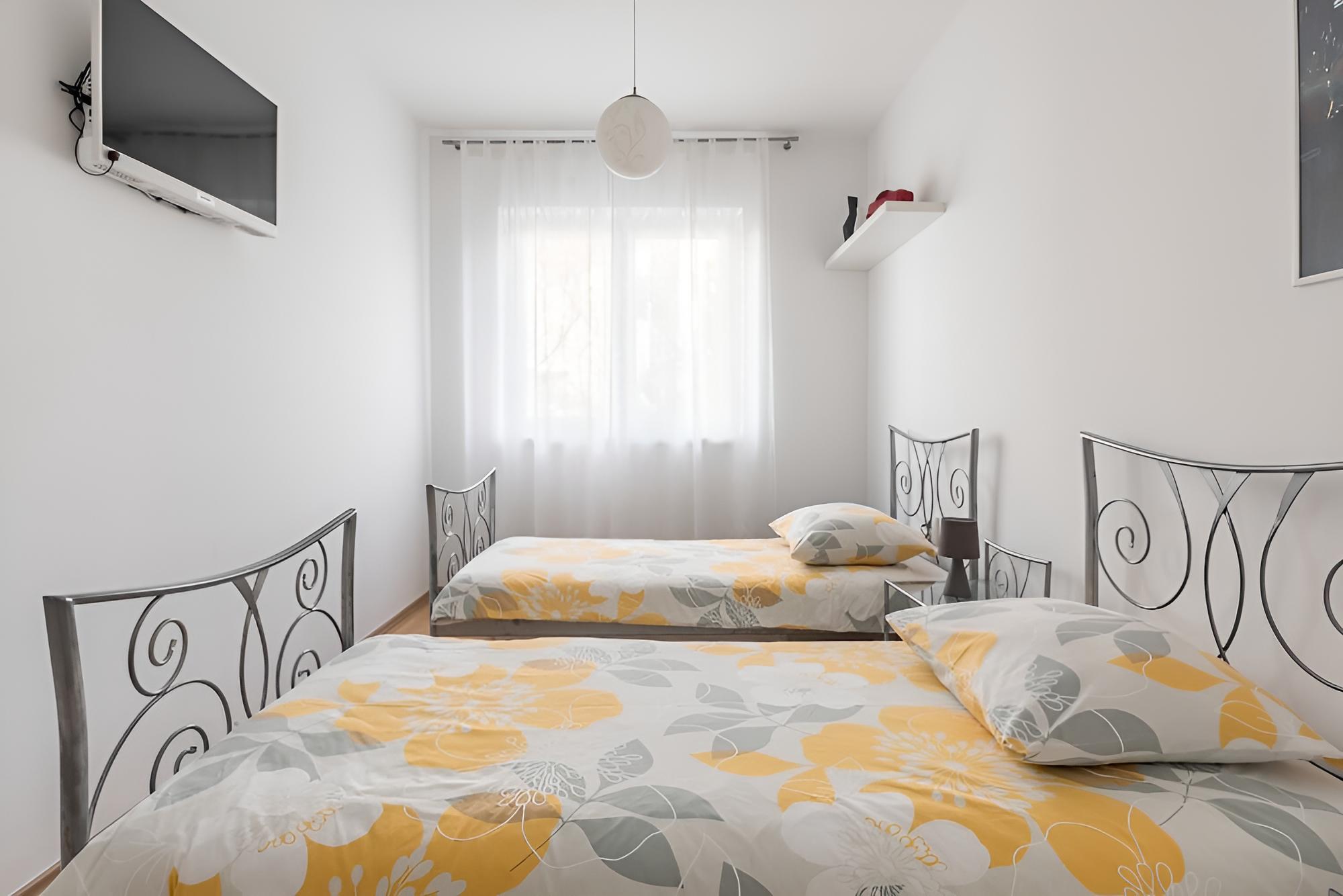 Neven - Comfortable & Great Location - A1 photo 2