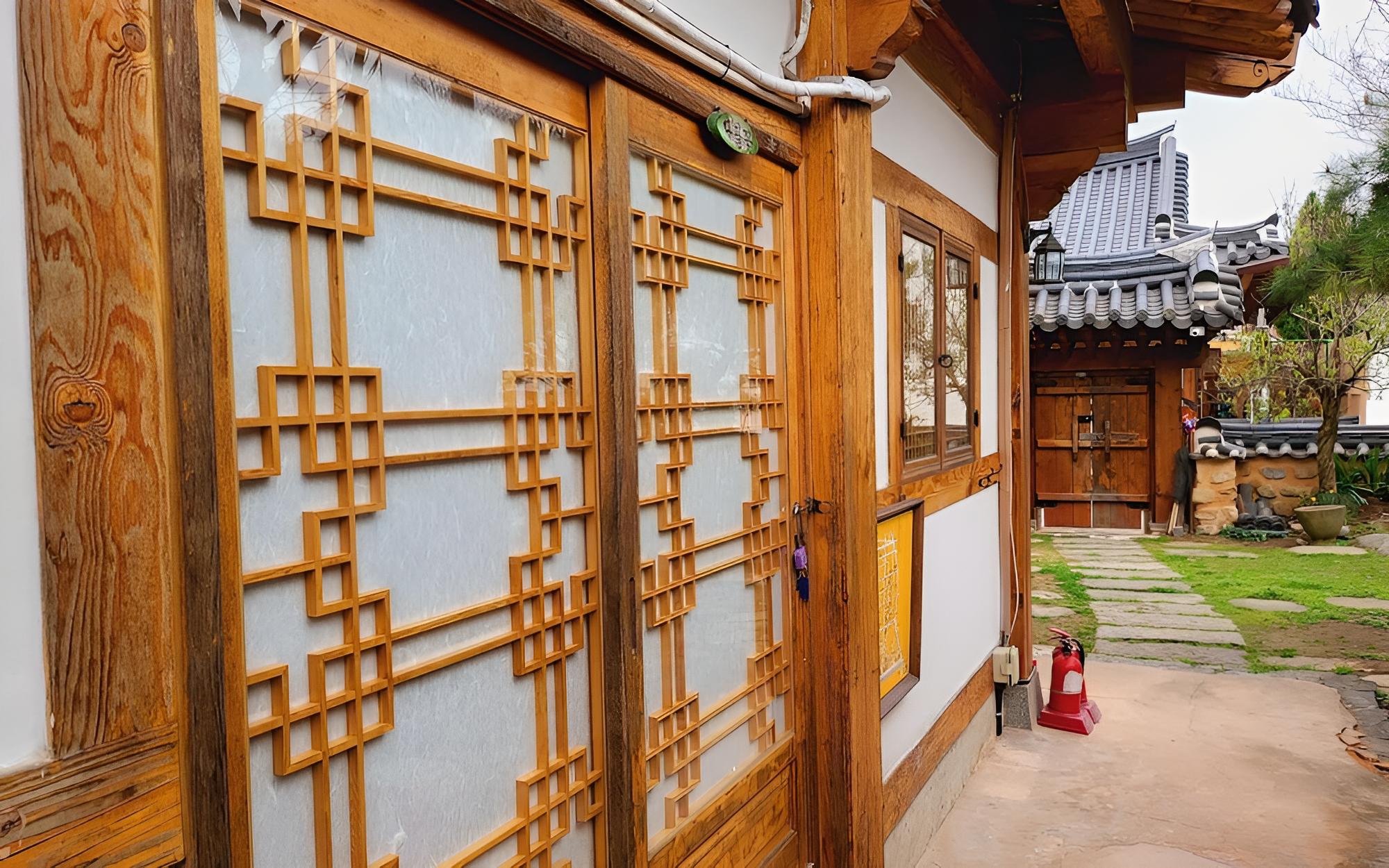Jeonju Hanji Guljam Hanok Stay