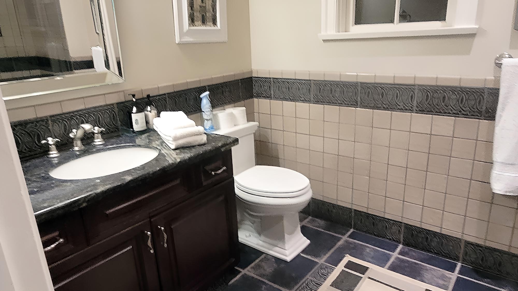 Suite Smart West Van