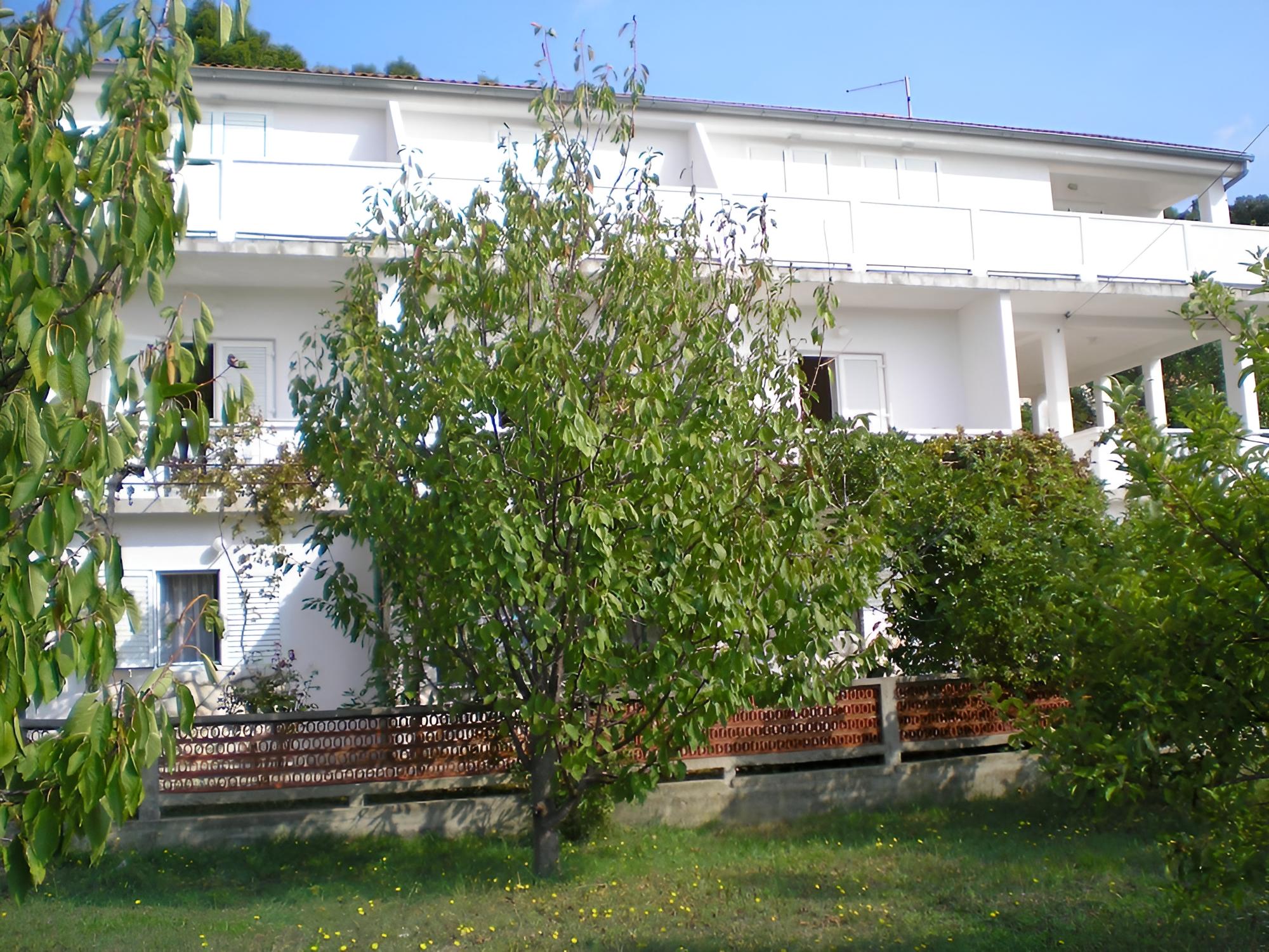 Ren - 150 m From Beach - A3