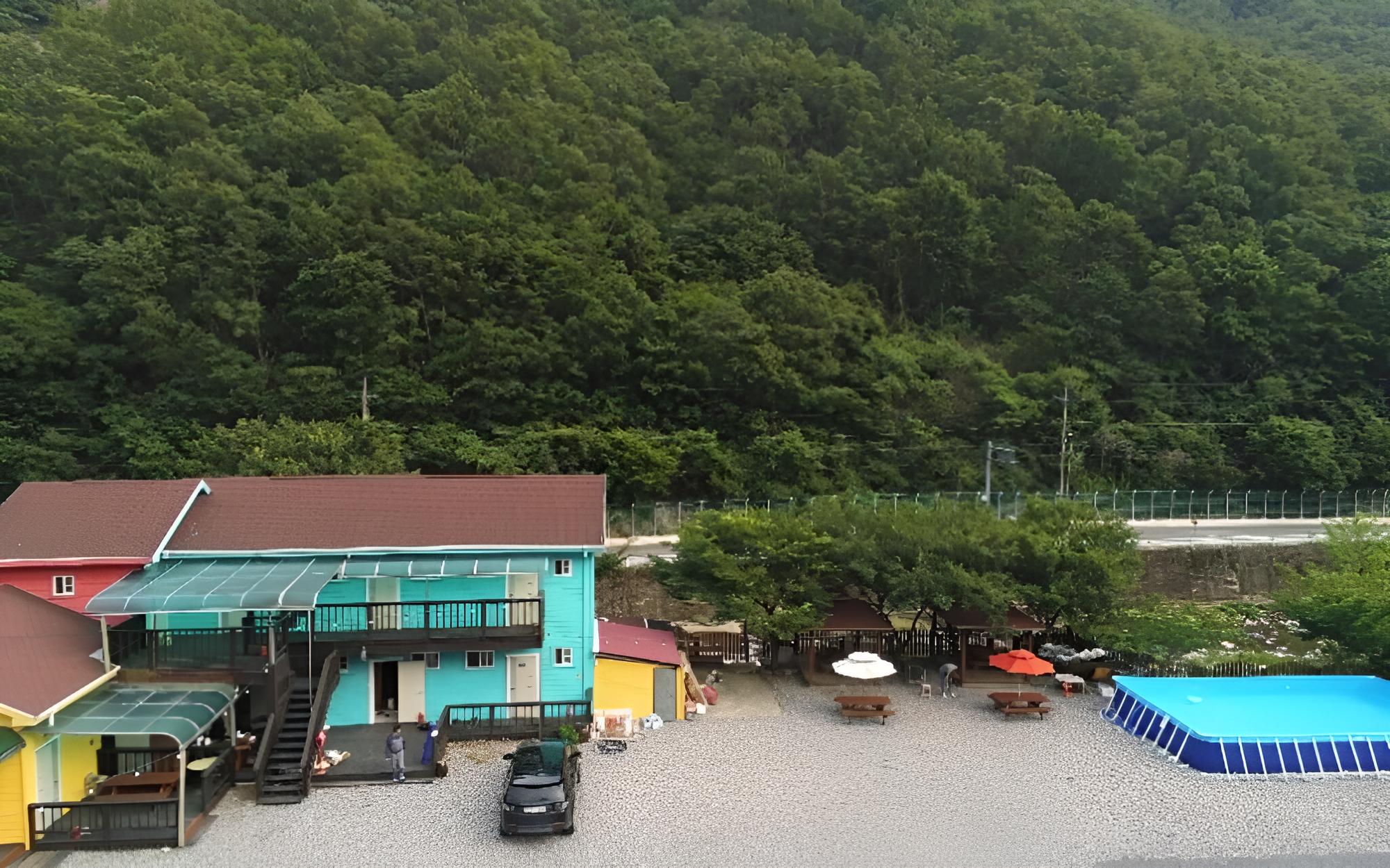 Miryang Mirinae Pension