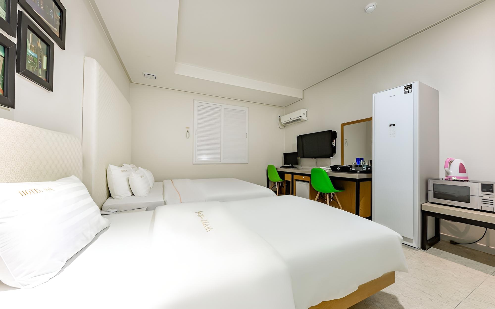 Jeonju Sinsigaji Hotel Moa