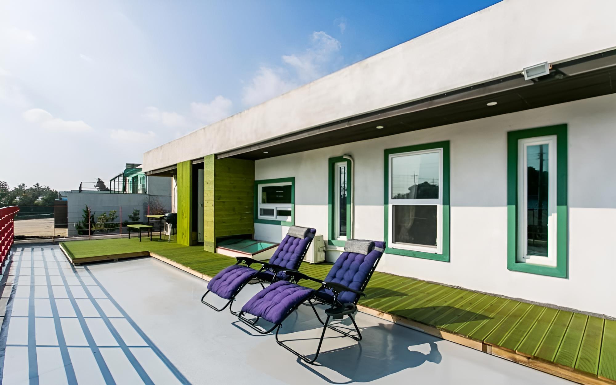 Seogwipo Dudury Pension