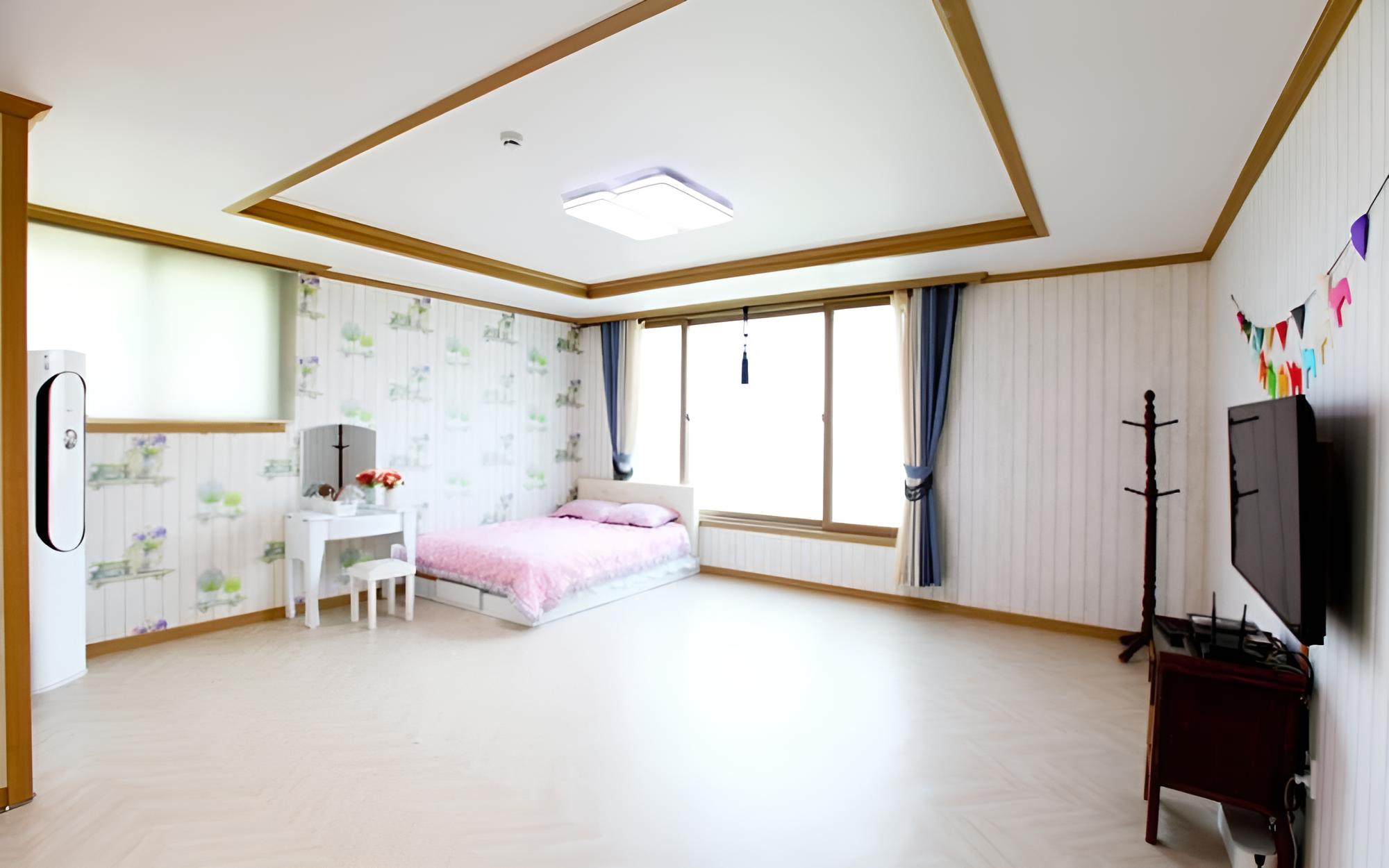 Namhae The Sun Pension