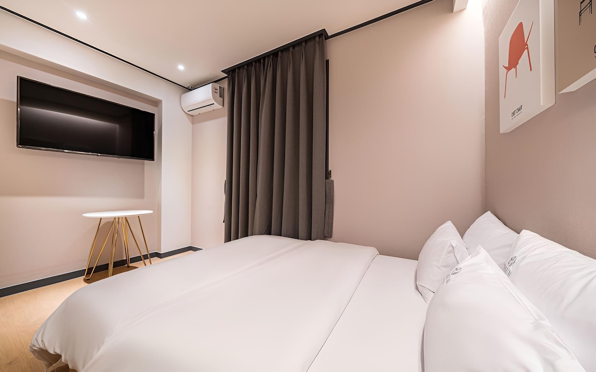 Osan Hotel Raum view 5