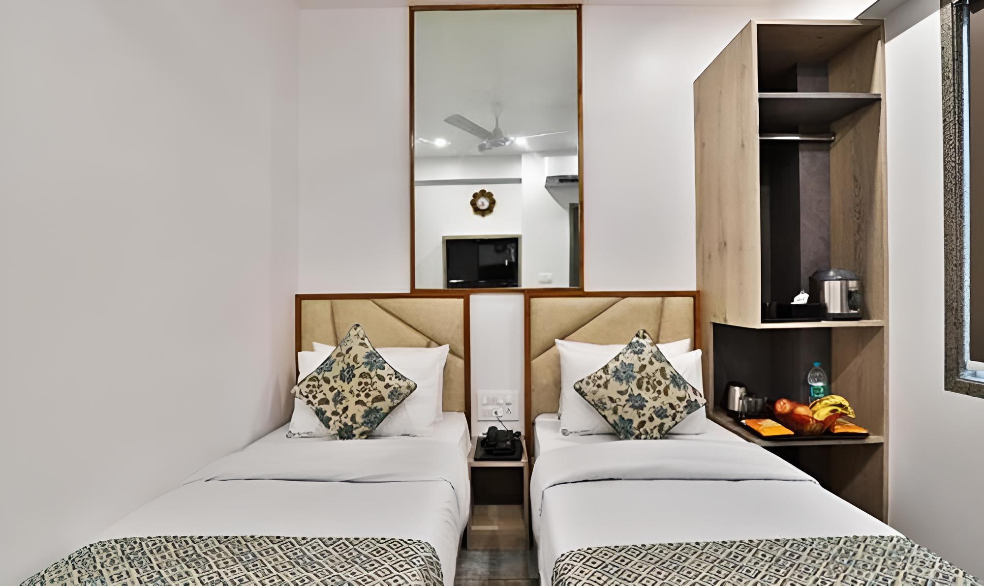 Fabhotel Prime 7 Orbit