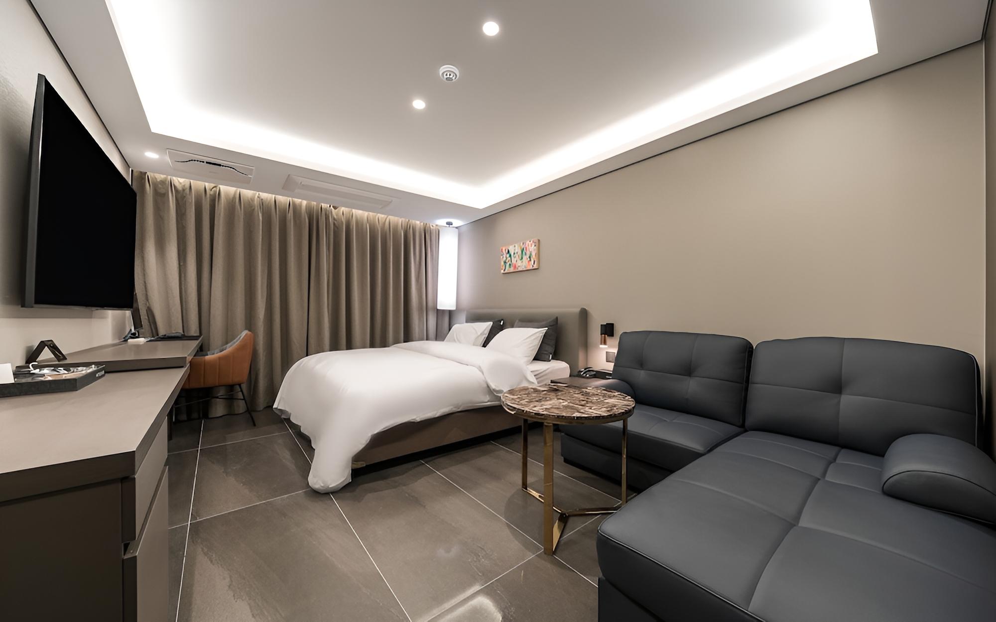 Bundang Breeze Hotel