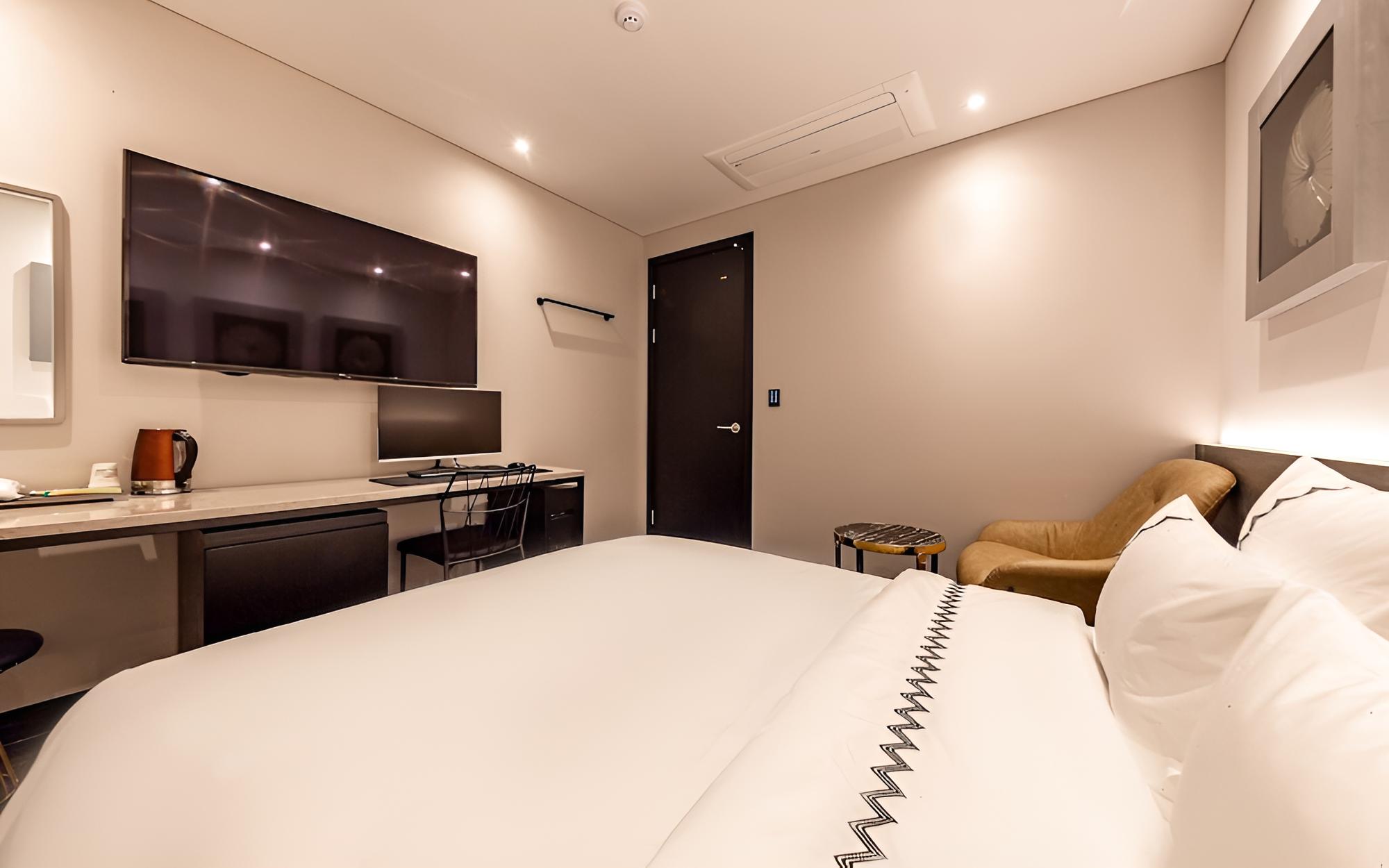 Gunsan Mari Hotel