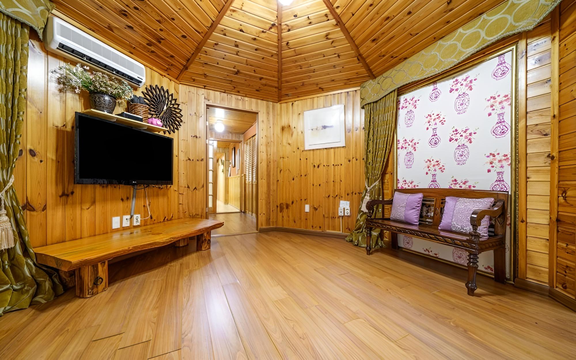 Pyeongchang Sky Keeper Pension view 3