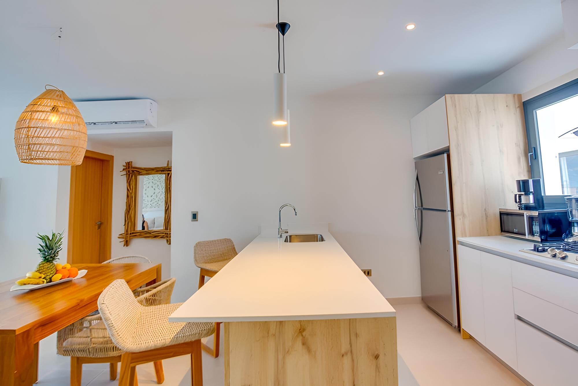 Beautiful apt Best Location Terrace With Pool Access