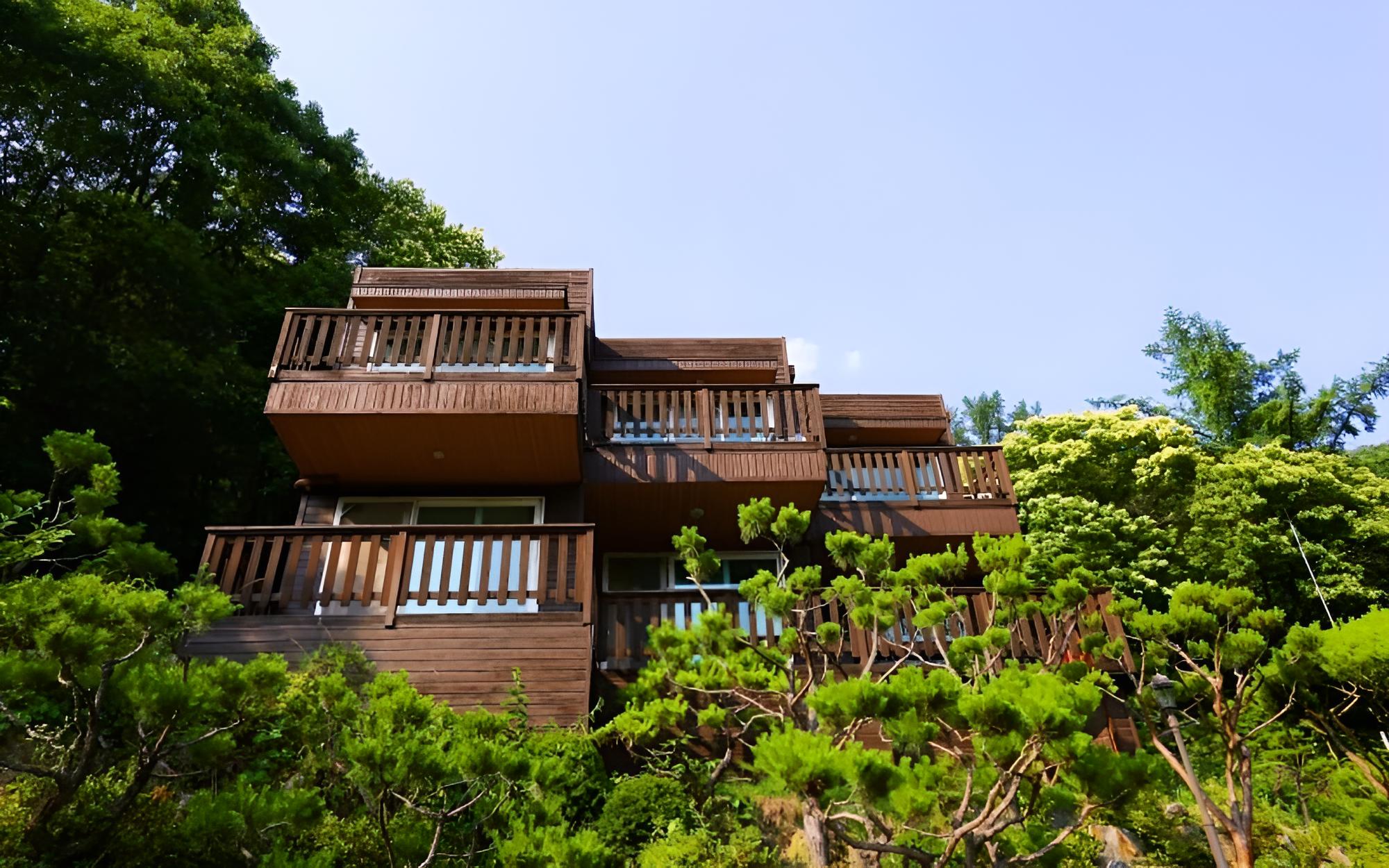 Namyangju Season Five Pension