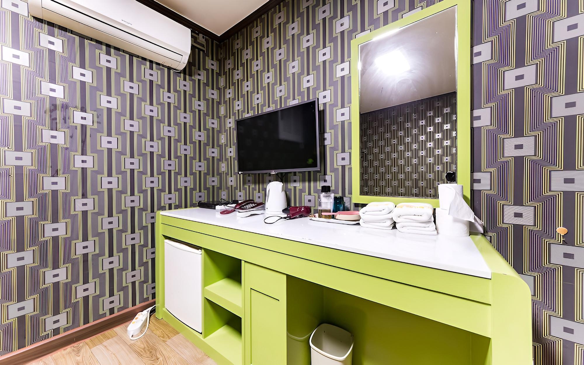 Photo 18