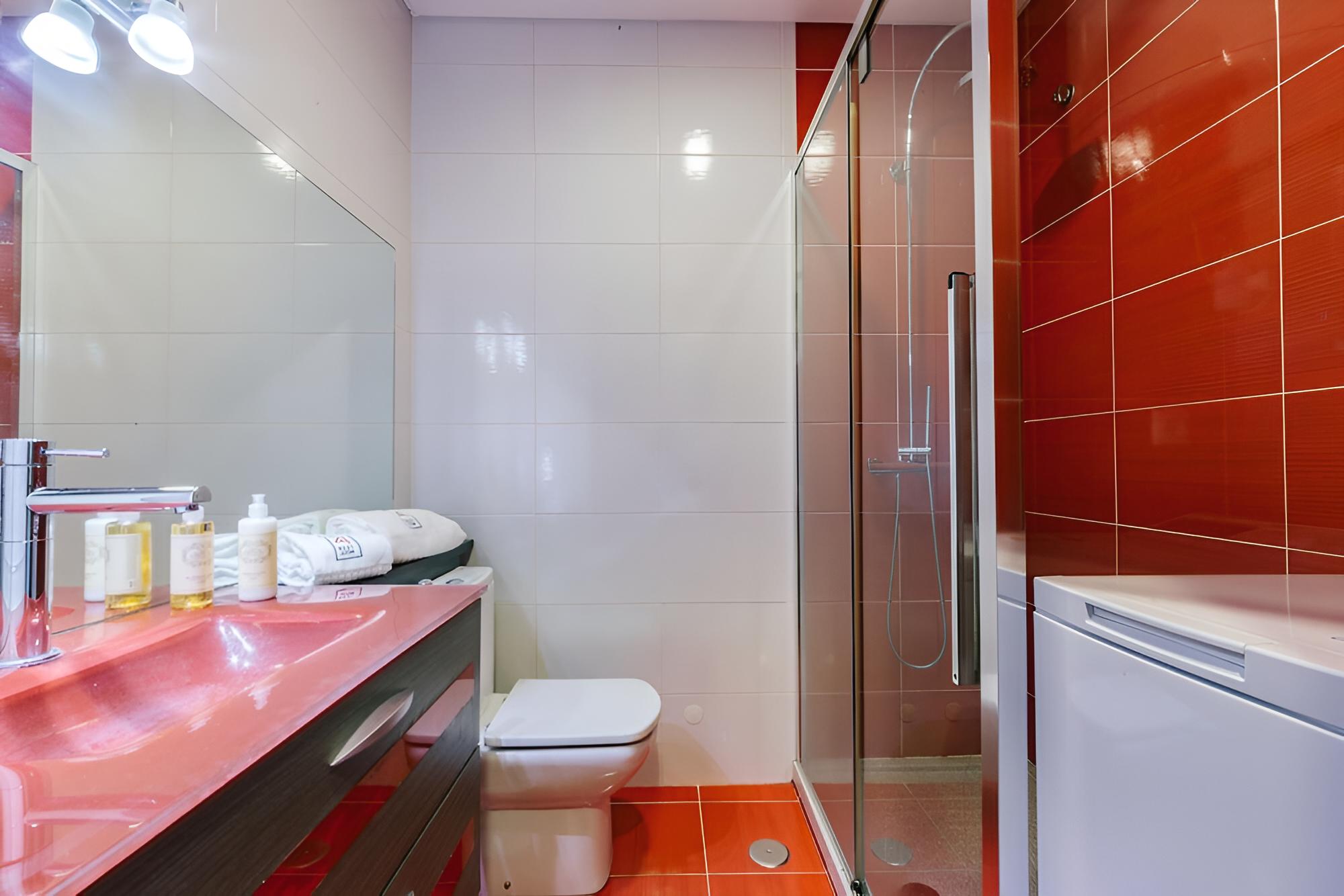 Estoril Beachfront - Balcony Studio 18