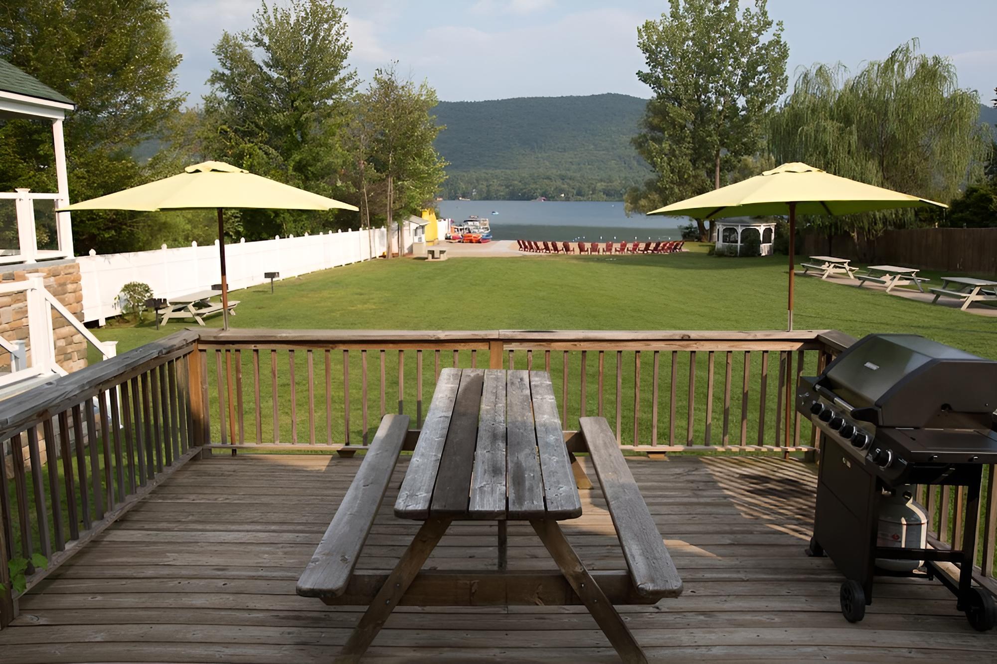 Shore Meadows Motel