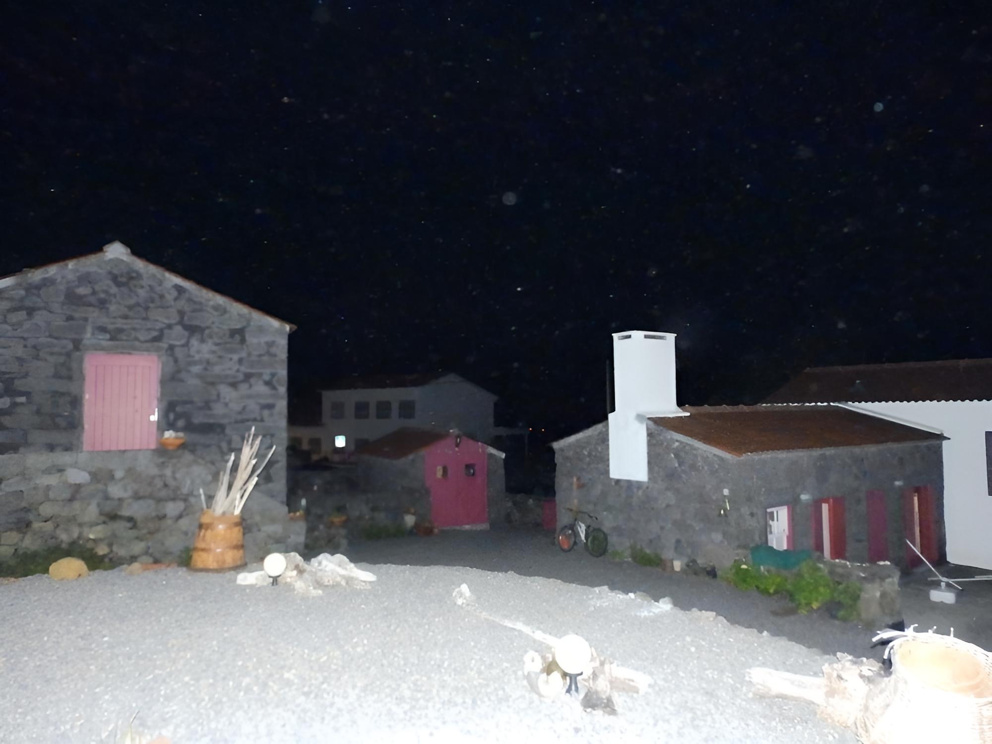 Photo 34