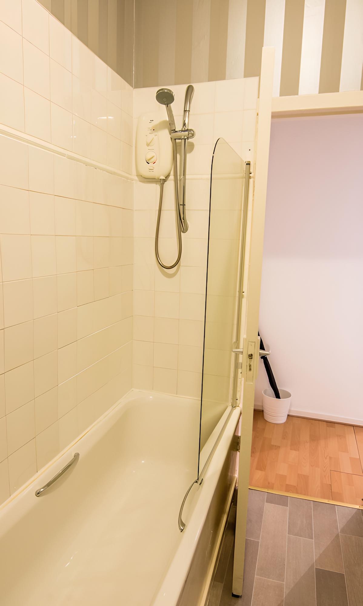 419 - Tron Square Apt 2 view 5