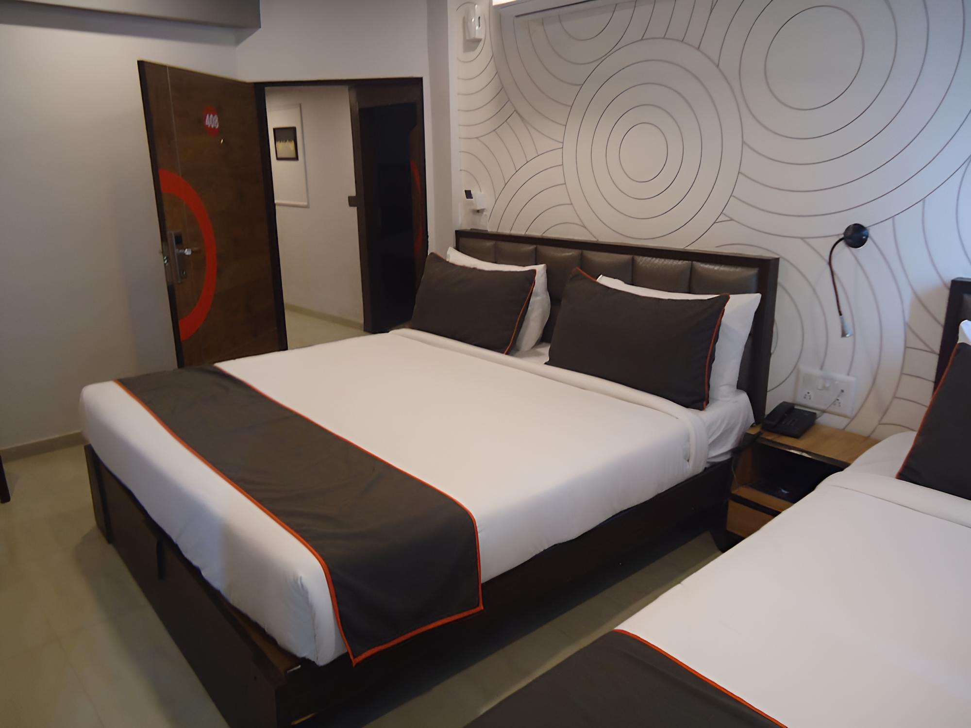 Maan Residency Hotel