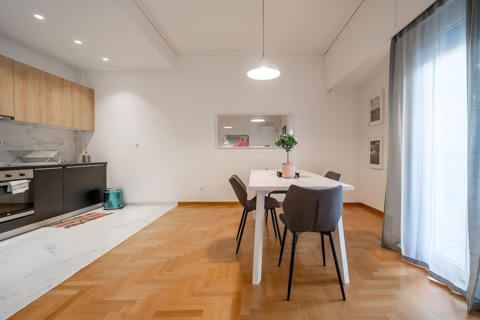 Zan Moreas Beautiful Apt in Koukaki