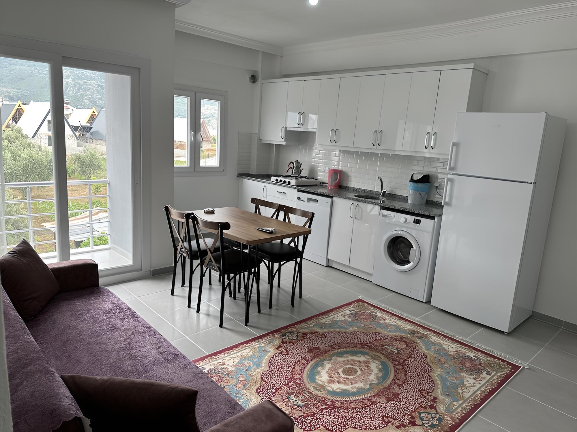 Newton Apart Fethiye