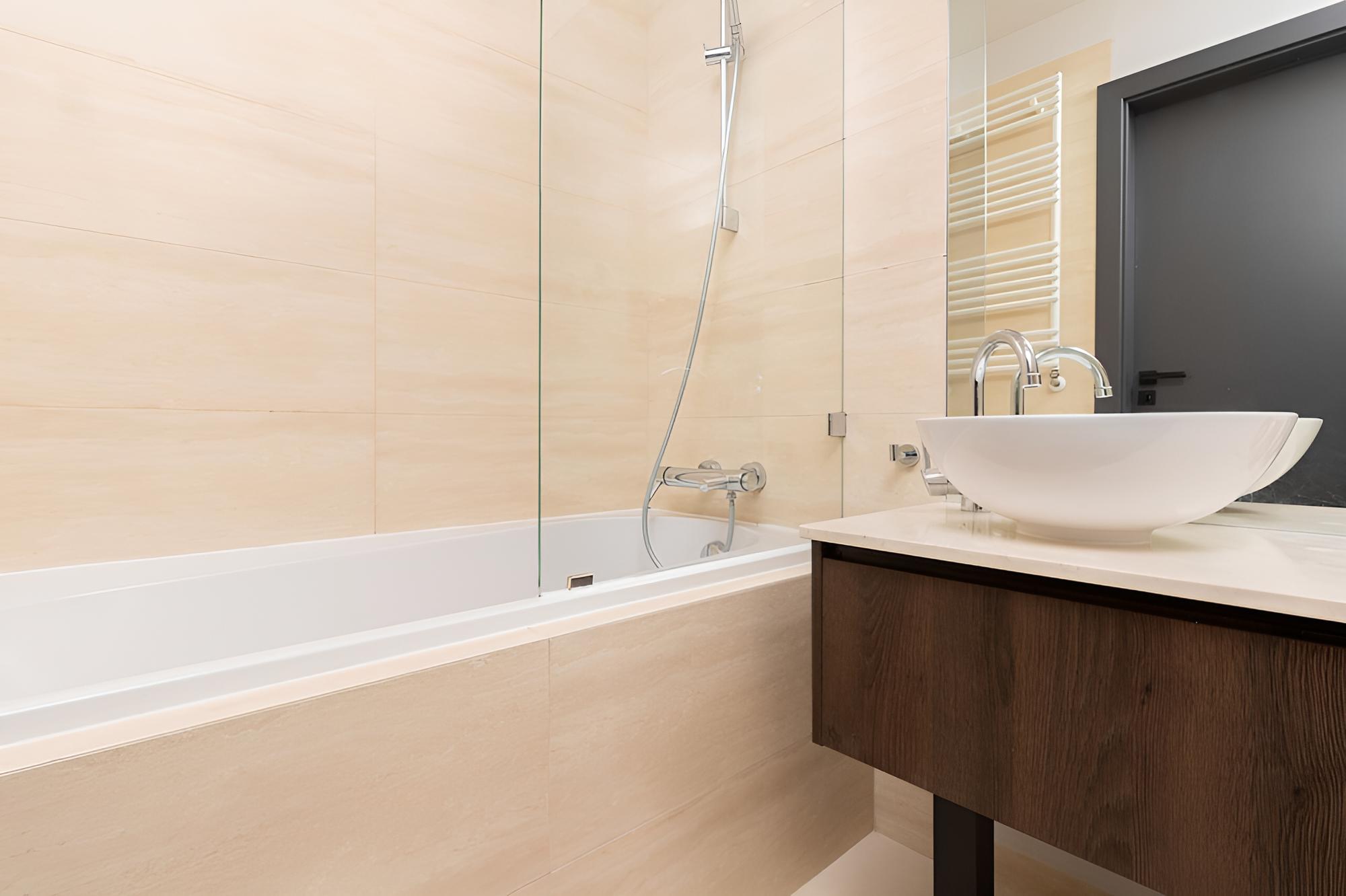 Platinum Towers Grzybowska by Renters