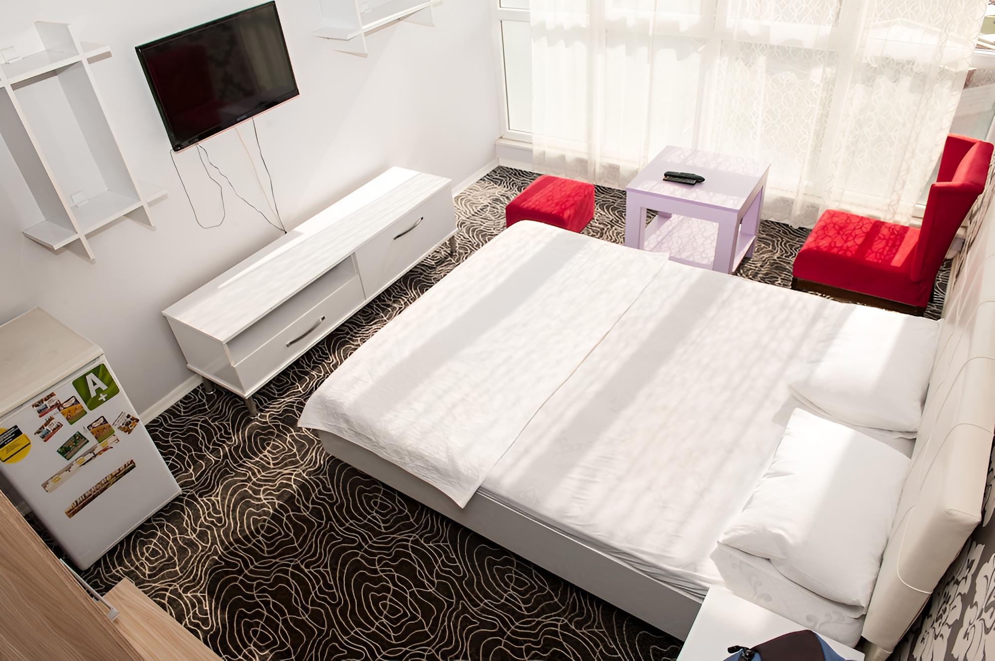 N Suites