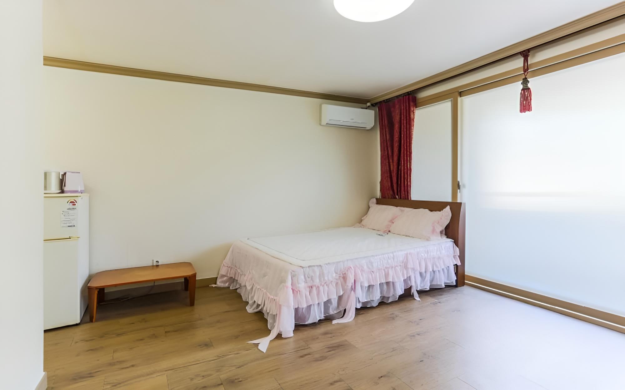 Muju Rainbow Pension