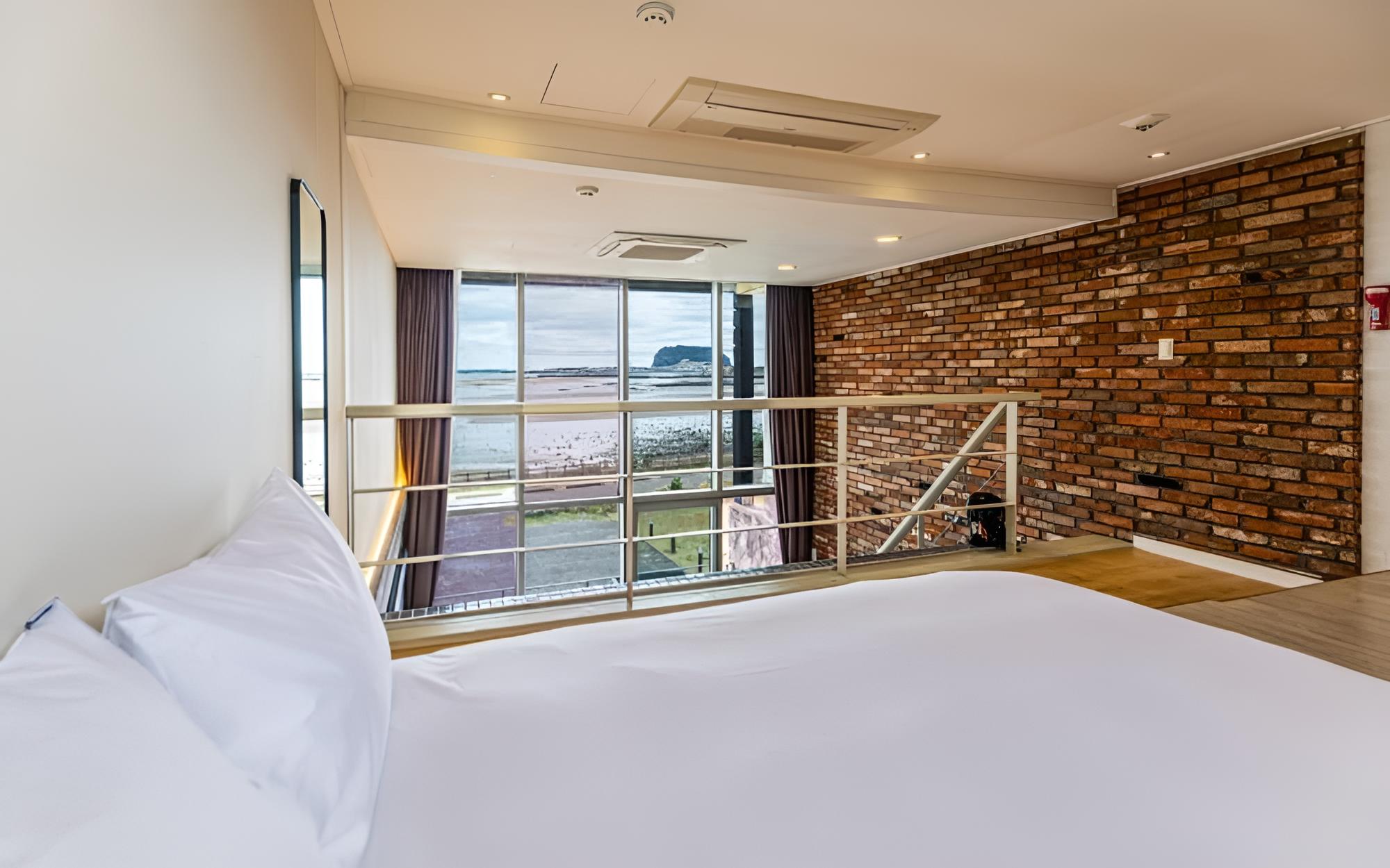 Jeju Rumine Pension