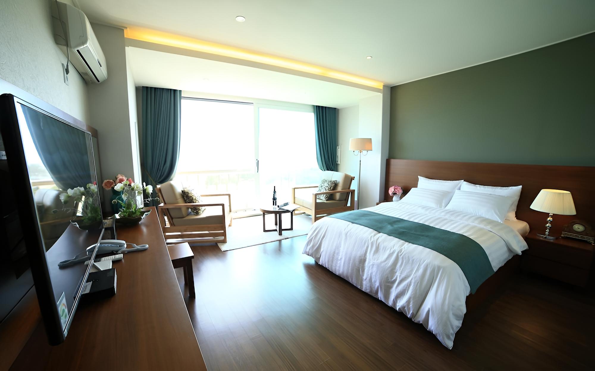 Goseong Sunshine Beach Pension