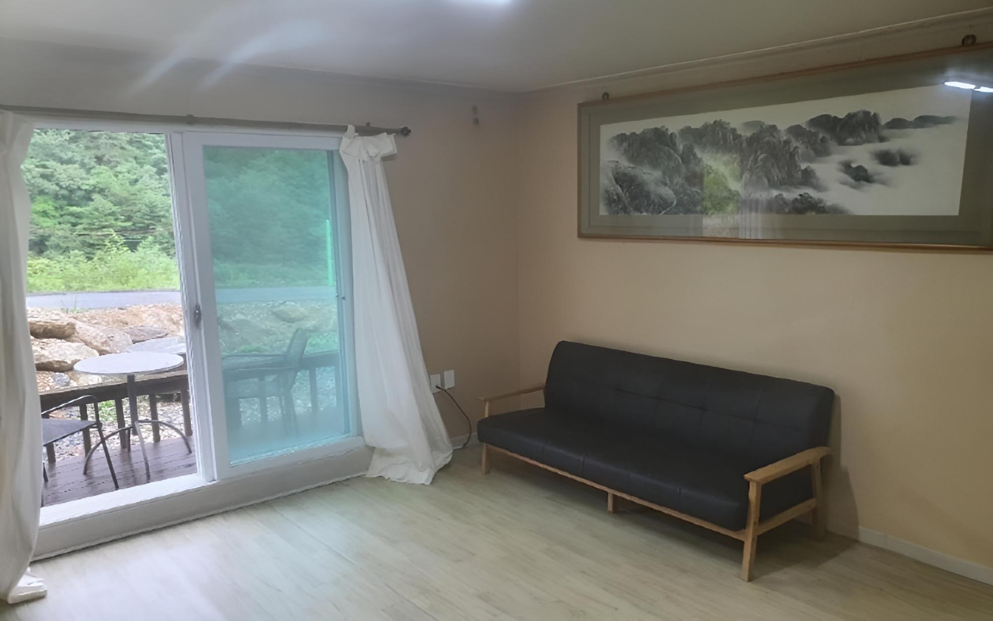 Jecheon Byeoldongjari Pension