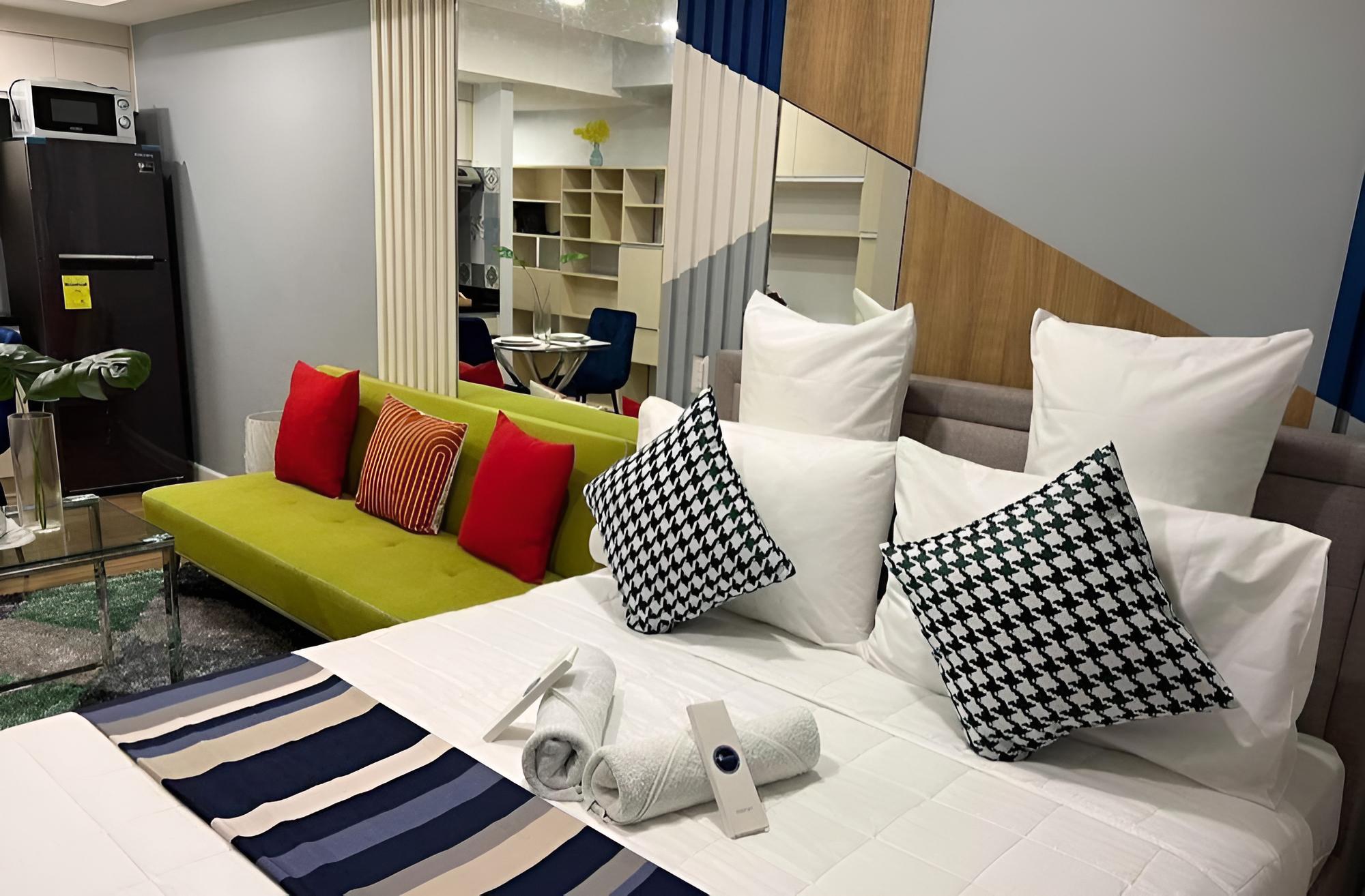Rinann's Abreeza Place Tower 2