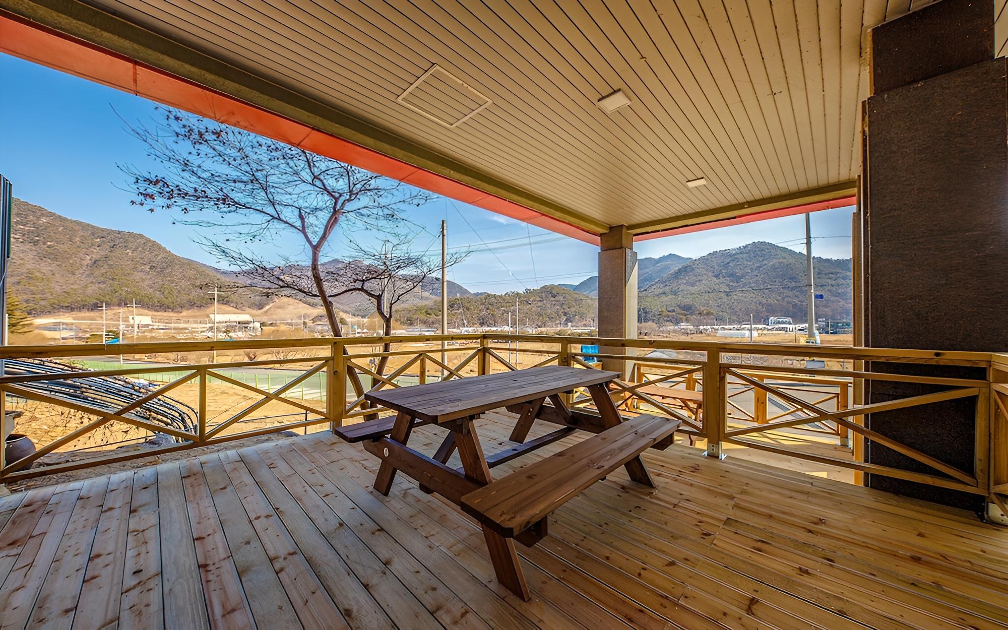 Gongju Hotel Bandi