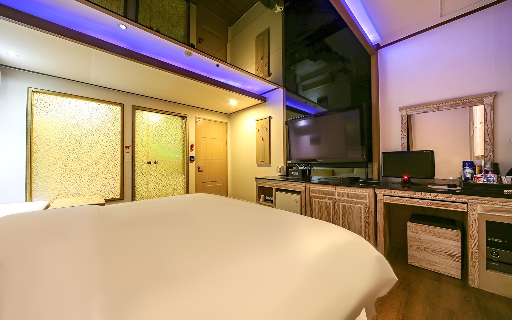 Pohang E&A Hotel