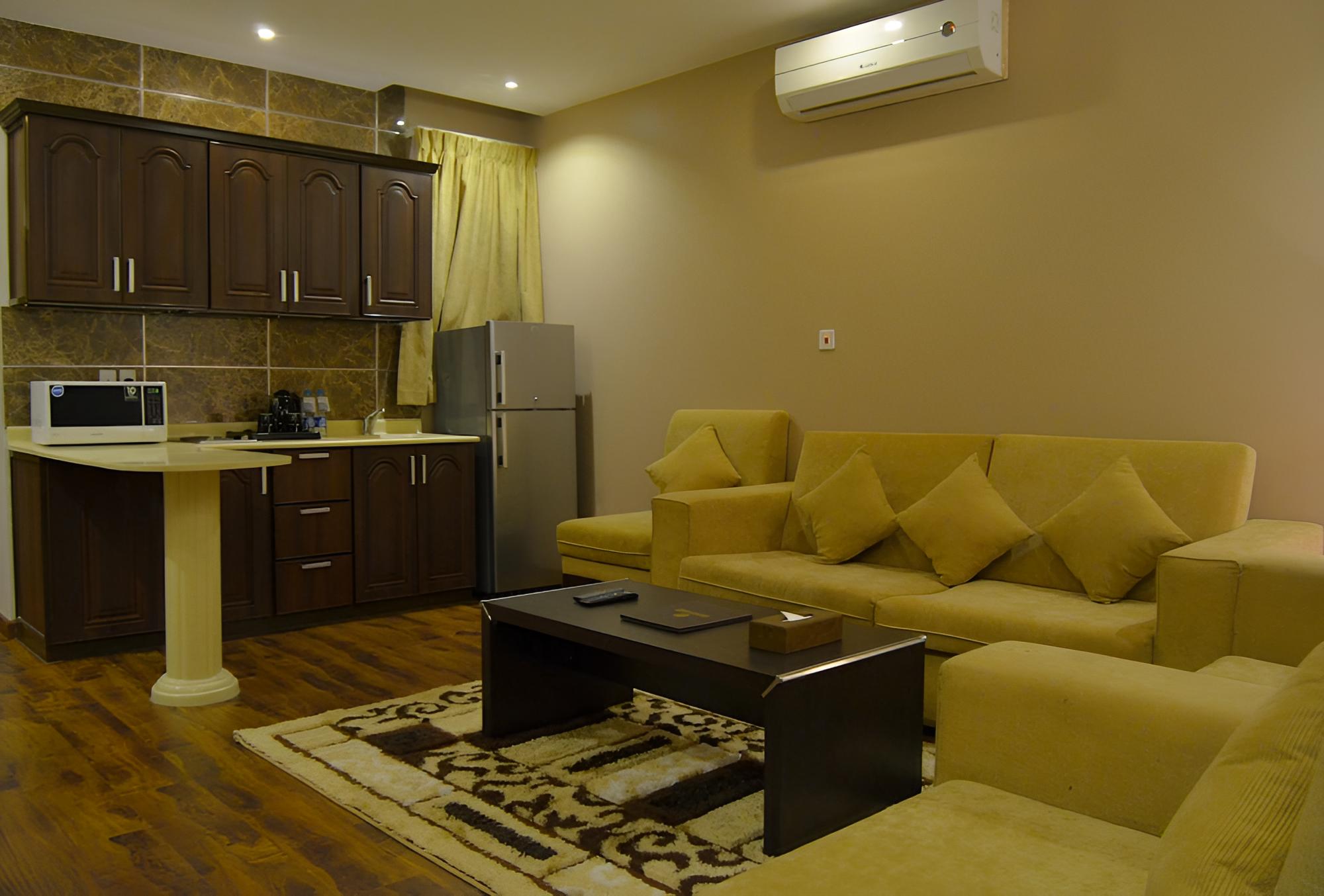 Silverton Hotel Suites