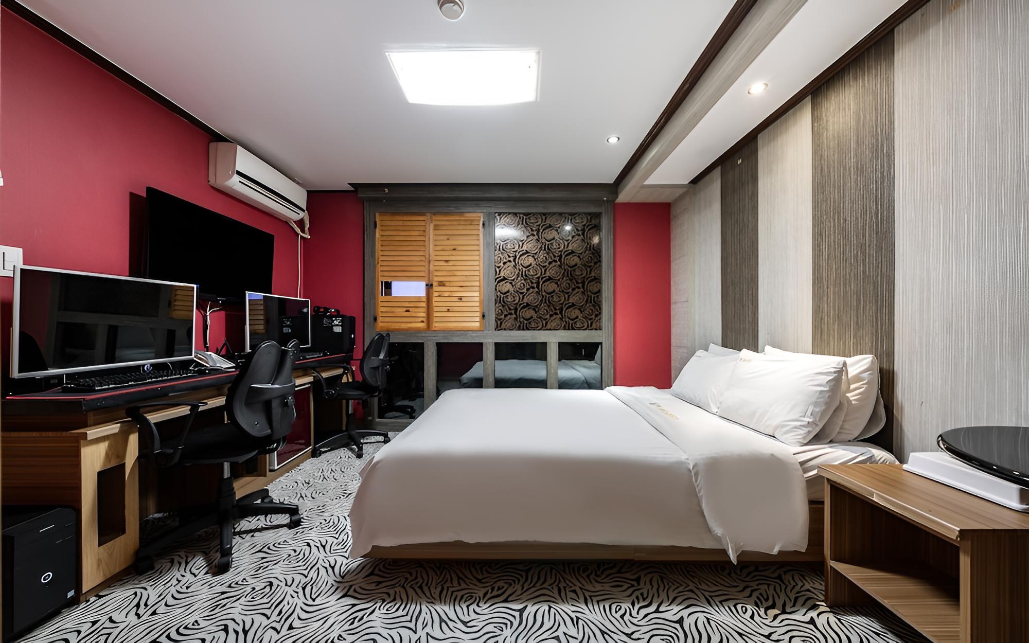 Incheon Hotel W