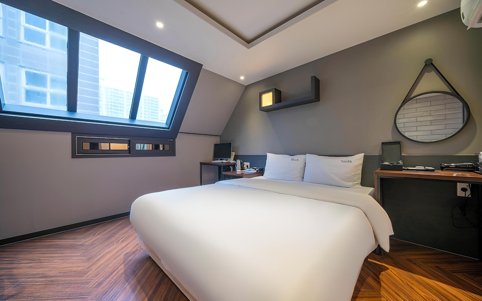 Busan Daeyeondong Hotel Smith