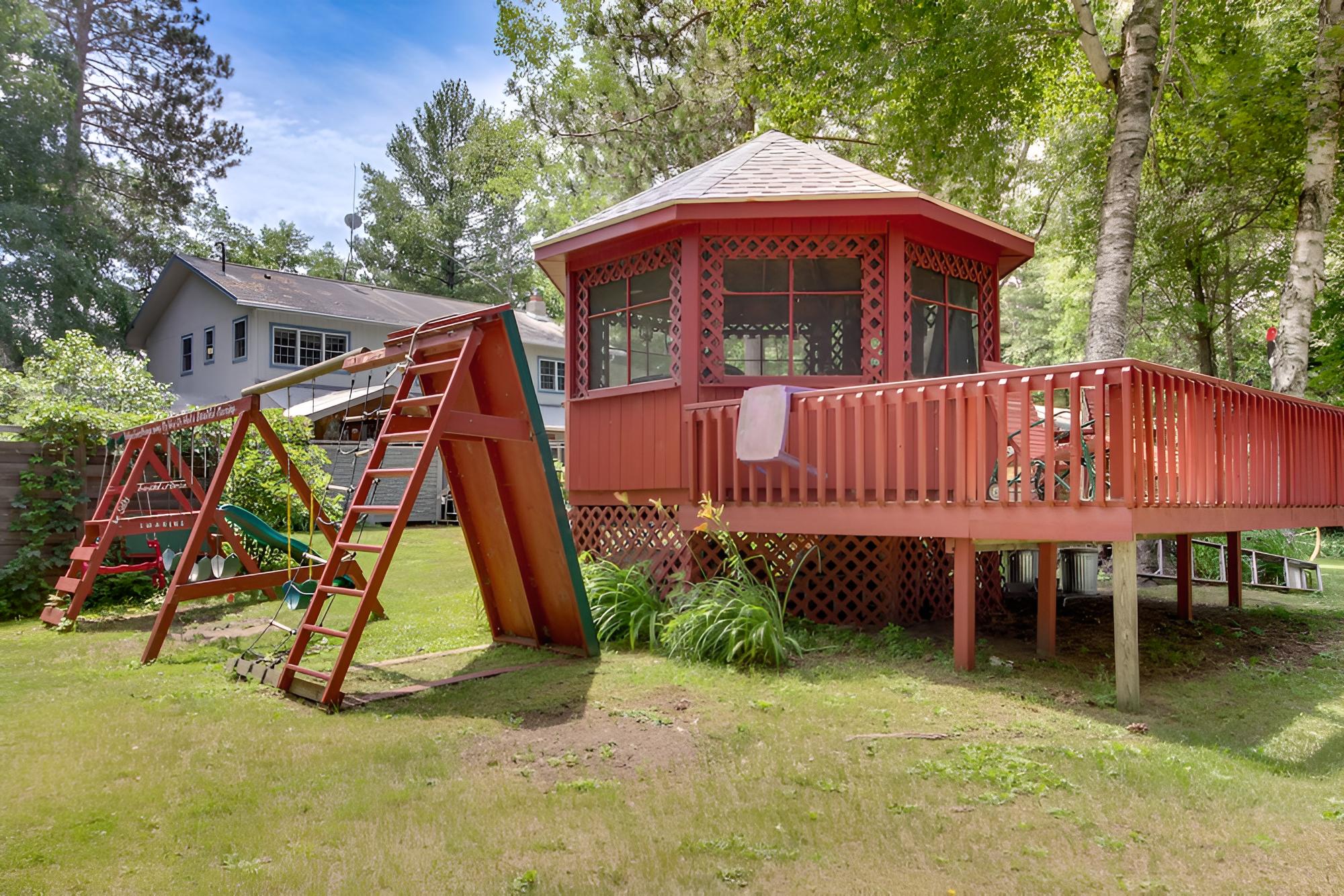 Lakefront Backus Cabin With Gazebo & Gas Grill!