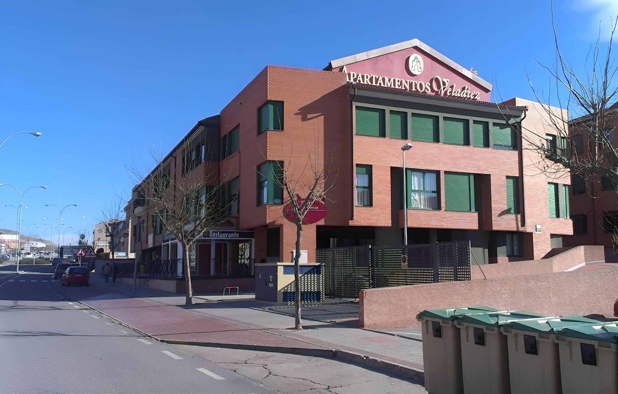 Apartamentos Turísticos Veladiez