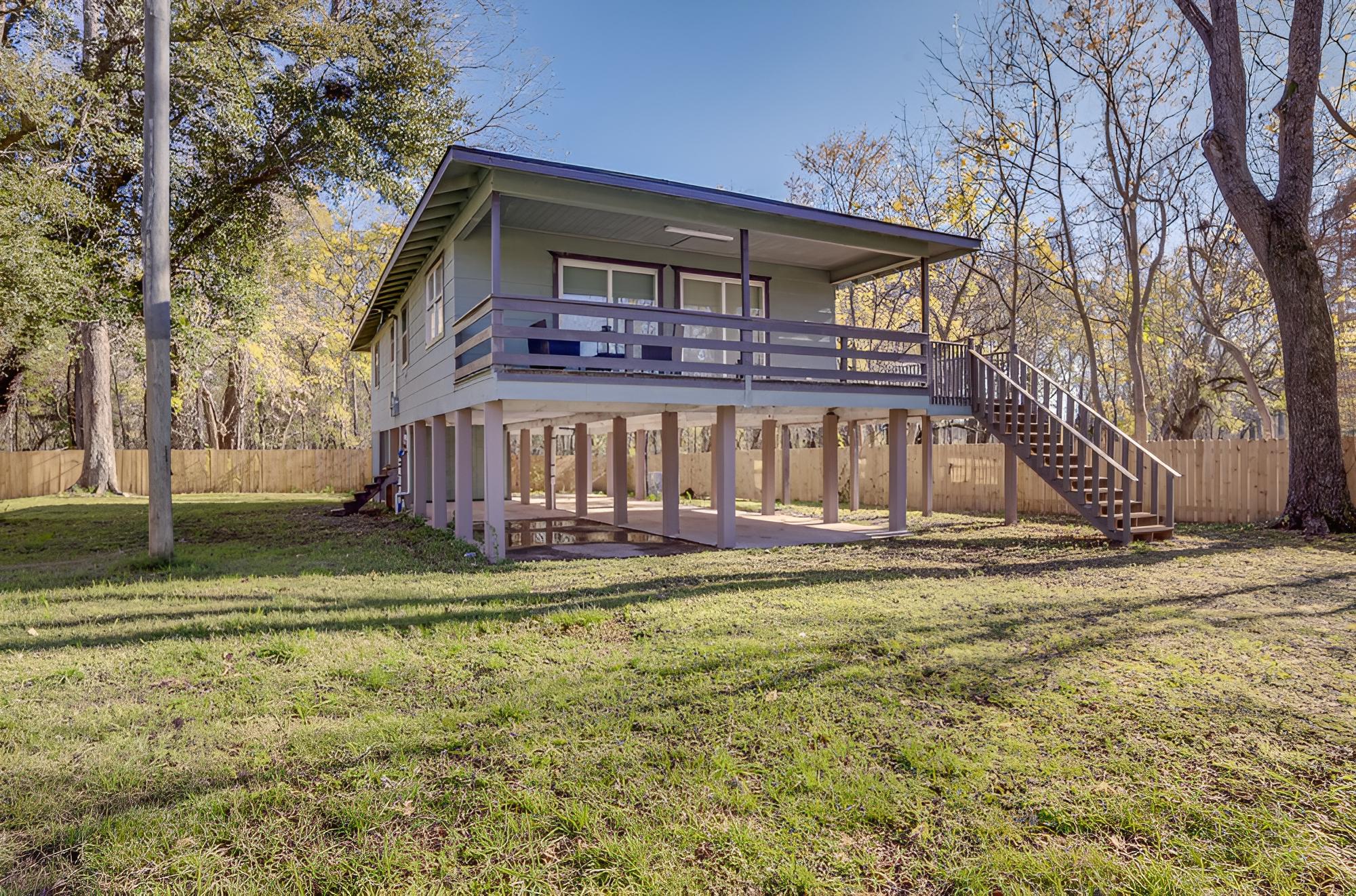 Dog-friendly Cleveland Home w/ Deck, Near Fishing!