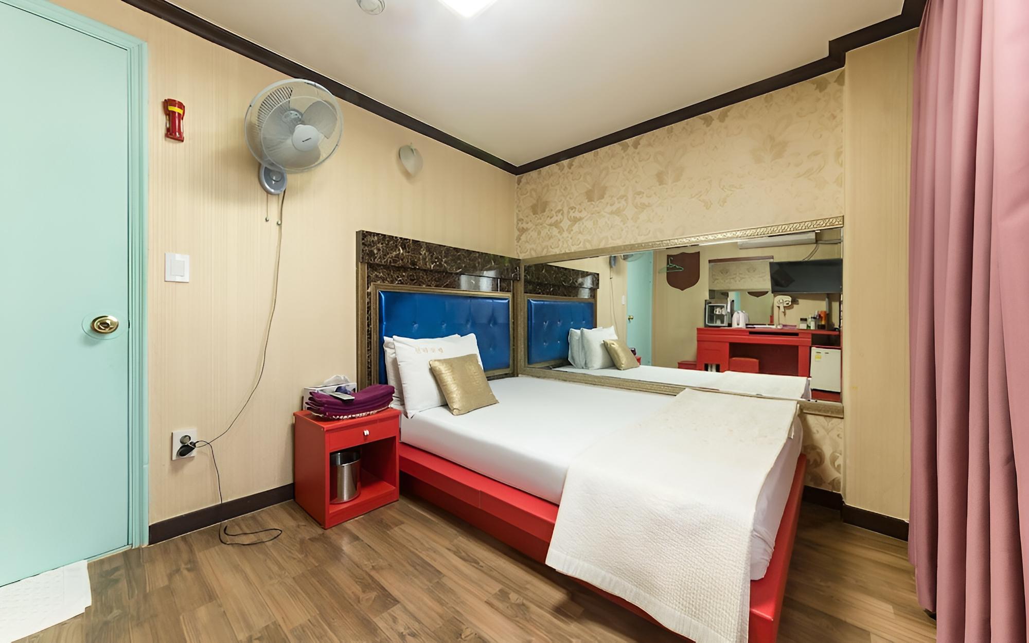 Pocheon Shilla Motel view 2
