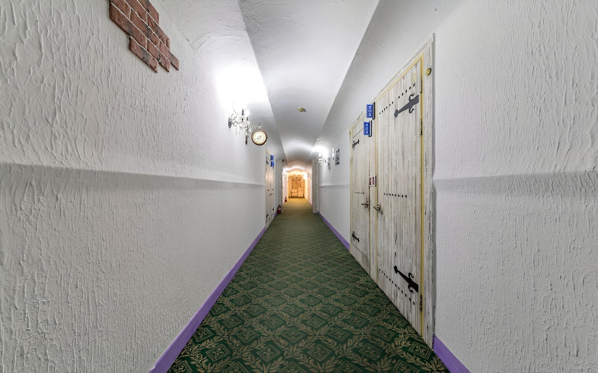 Photo 18