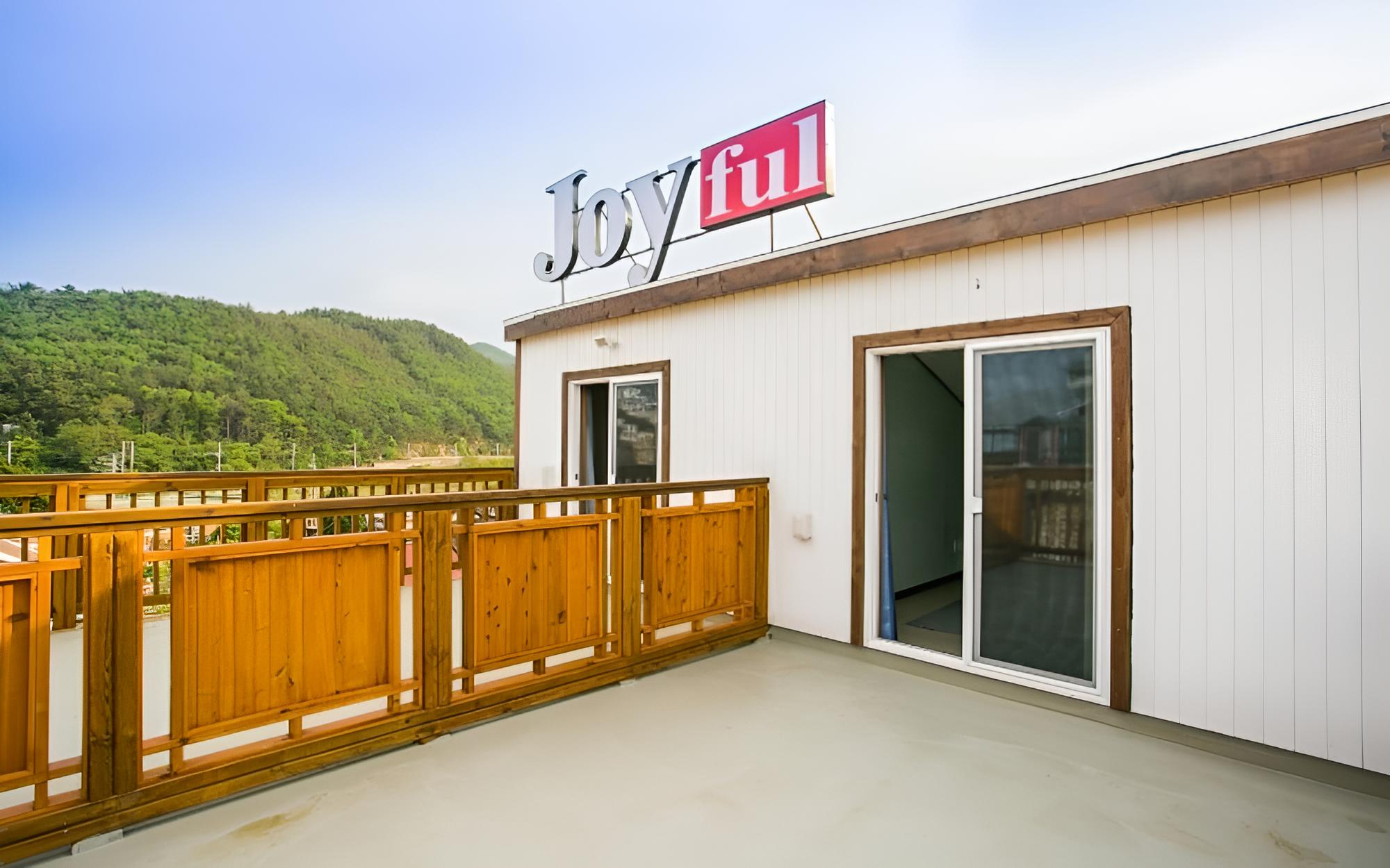 Gangneung Jeongdongjin Joyful Pension